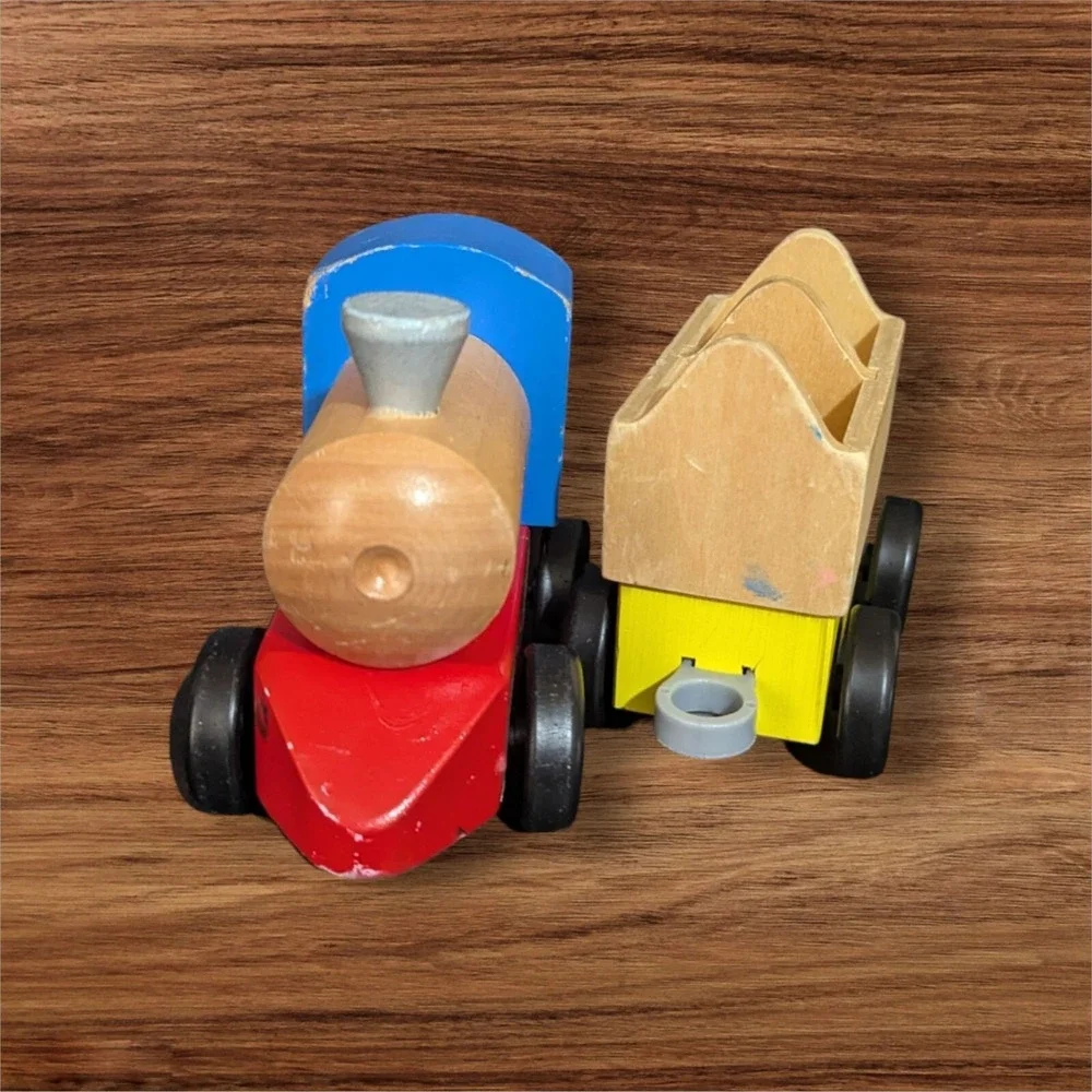 Melissa & Doug Wood Wooden Farm Train Chunky Set 3 cars 1 ENGINE set of 4 #4545‎